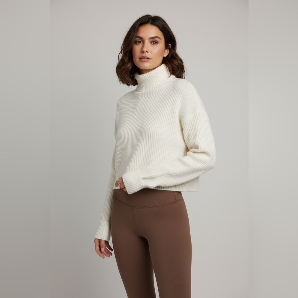 Ivory Turtleneck Cropped Sweater Ribbed Knit Long Sleeve Small